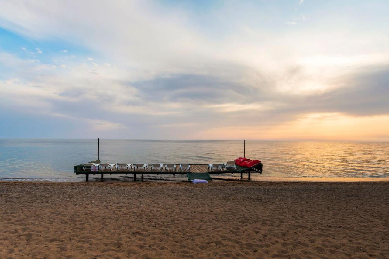 Troas Beach Hotel Tavaklı Buitenkant foto